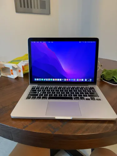 MacBook Pro A1502 com 8GB de RAM