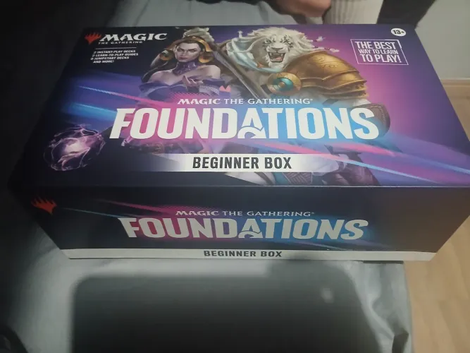 Box de magic the gathering fundation