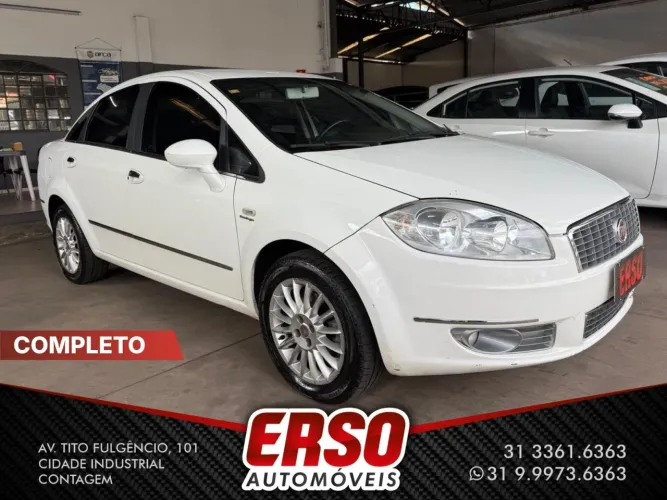 Fiat Linea Essence 1.8 Flex 16V 4P 2012