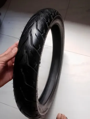 Pneu zero bala no pelo ainda