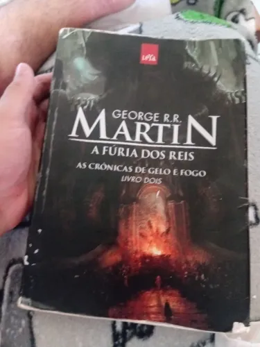Livro as crônica de Gelo & Fogo: Livro Dois A fúria dos Reis