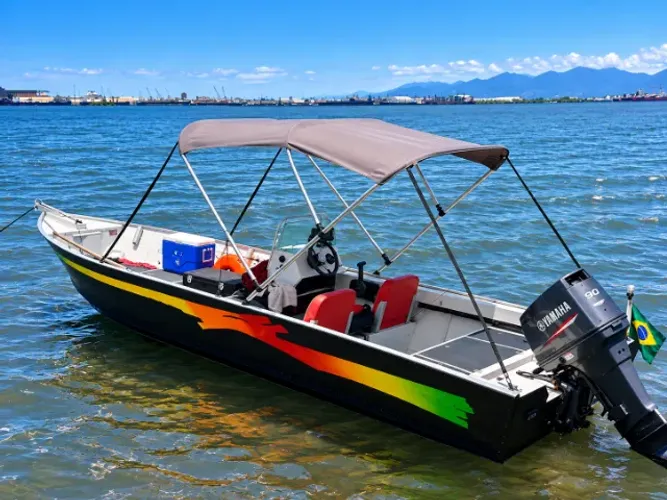 Lancha Ecologia 19 pés com motor Yamaha 90 2T