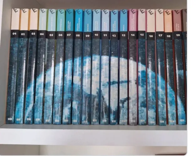 Coleção completa conservada enciclopedia do estudante editora moderna 20 volumes