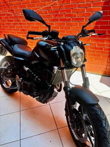 YAMAHA MT-03 660cc