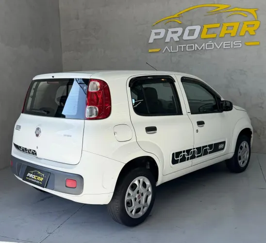 Fiat Uno Vivace Celeb. 1.0 EVO F.flex 8V 5P 2013