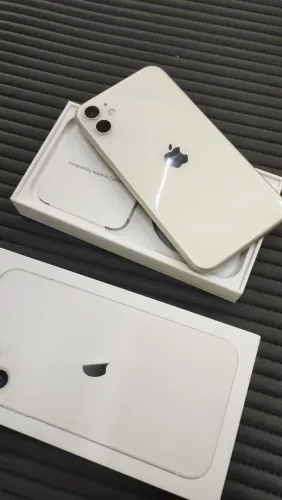 iPhone 11 128 GB
