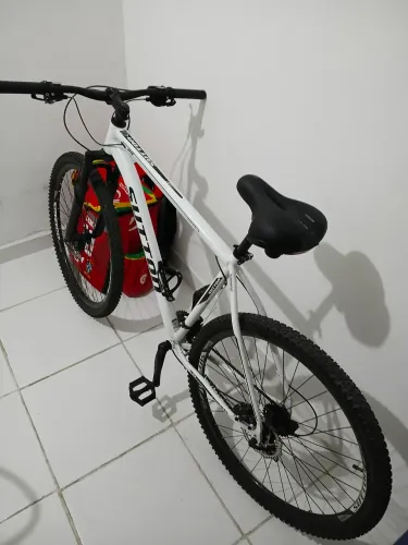 BICICLETA SUTTON ARO 29 QUADRO 21 !!!