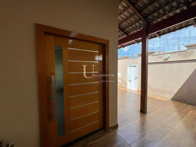 Jardim Patrícia  Belíssima casa  Fino acabamento  Amplitude e conforto - 9017Udi