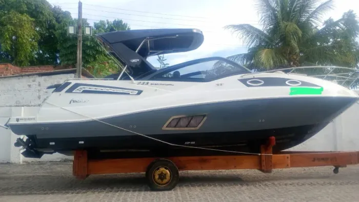 Lancha Focker 333 Gran Turismo 2025