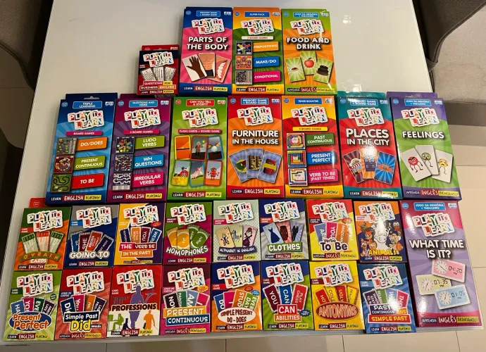 Kit Completo Play to Learn - 28 Jogos Educativos de Inglês | Excelente Estado