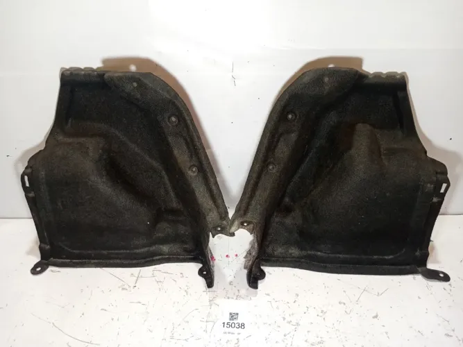 Par Forro Interno Porta Malas Direito Toyota Etios 2018