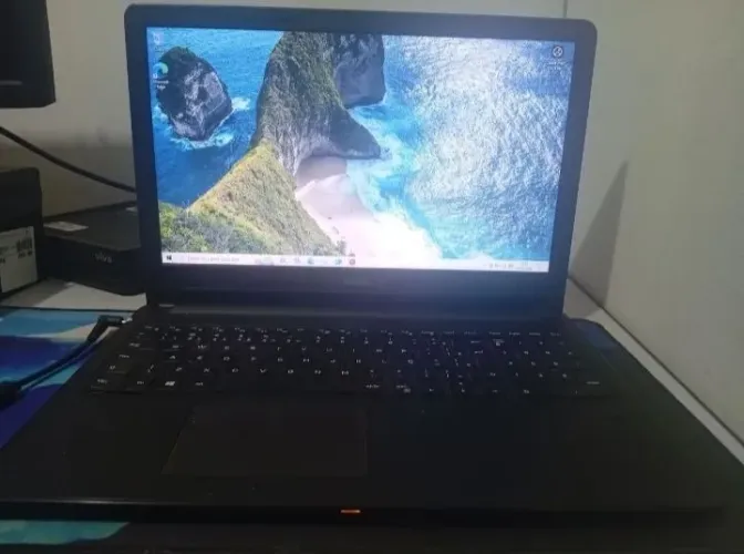 Notebook Dell i3 7020U 16GB RAM SSD 256GB Rápido para Estudo e Trabalho
