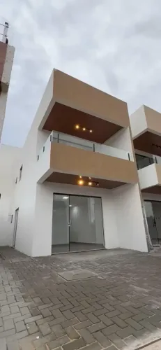 Duplex alto padrão com 3 Qtos | 2 Suítes | piscina a 3 minutos da Praia de Carapibus/Pb