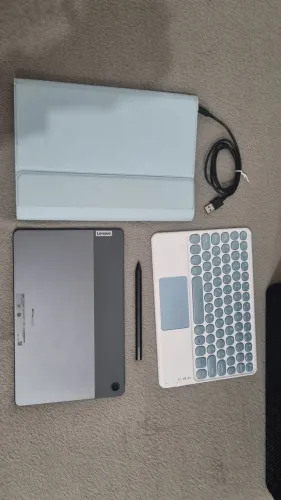 Kit Tablet Lenovo XiaoXin Pad 2022 (6GB/128GB) + Caneta Original + Teclado