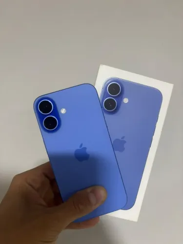 iPhone 16