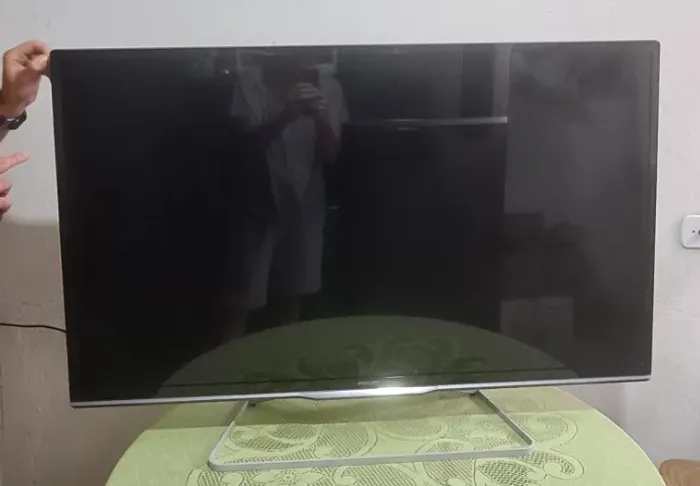 Smart TV Philips 46 LED Full HD - Modelo 46PFL5508G/78