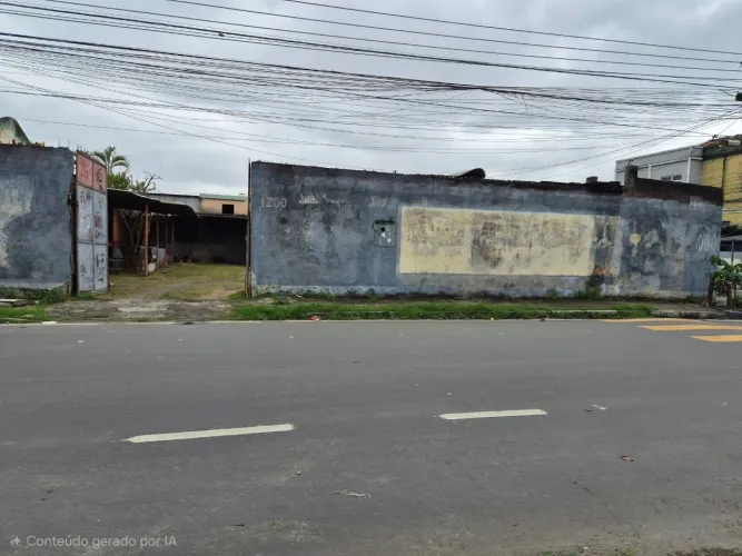 Vendo terreno no centro de Mesquita