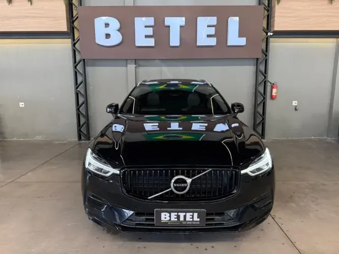 Volvo XC-60 XC 60 T-8 Híbrido Momentum 2.0 5P 2021
