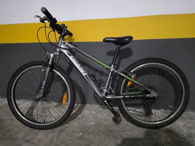 Bicicleta aro 24 Giant 21 marchas