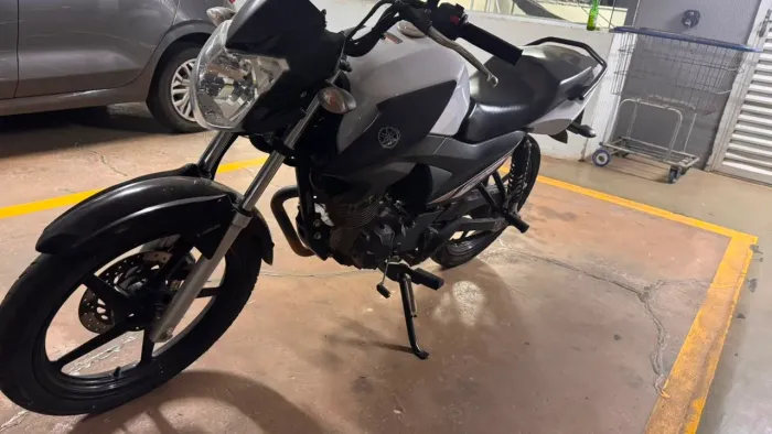 YBR factor 150 ED flex Branca