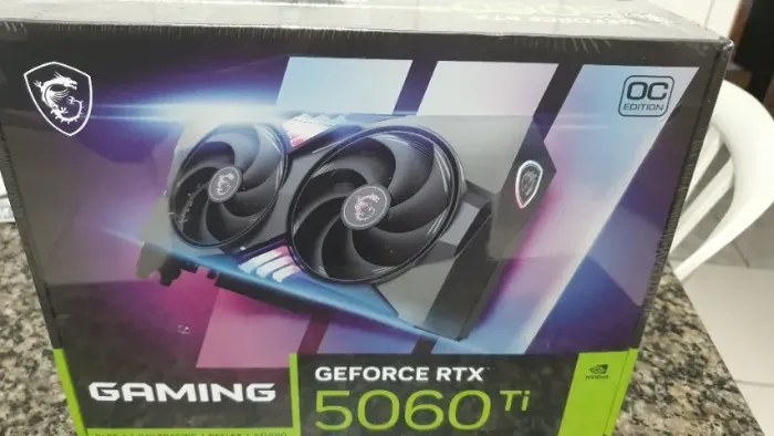 Placa De Vídeo Msi Geforce Rtx 5060 Ti Gaming Oc 8g Gddr7