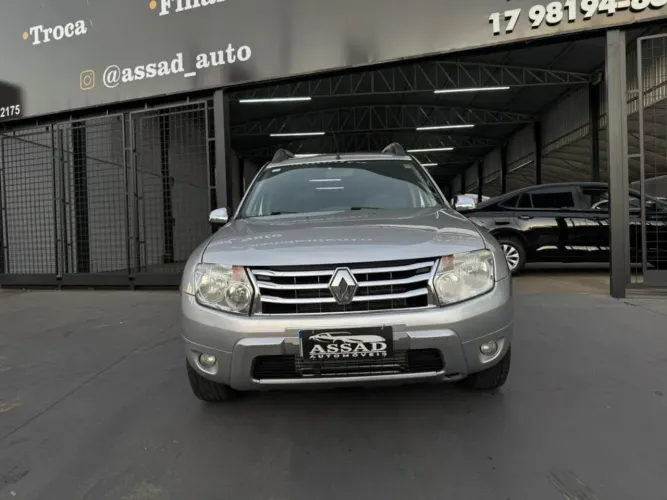 Renault Duster Dynamique 2.0 Hi-flex 16V Aut. 2013