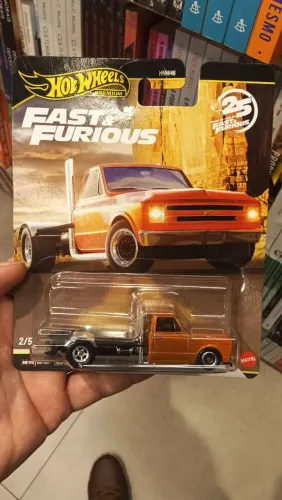 Hot Wheels 1967 CHEVY CUSTOM/PERSONNALISÉ C-10