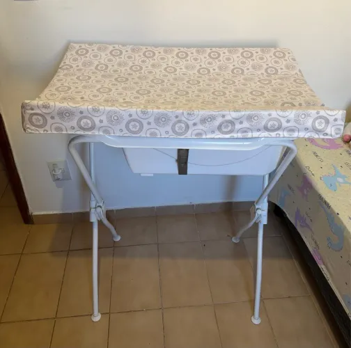 BANHEIRA BEBÊ COM TROCADOR