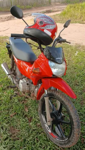 Vendo uma moto pop