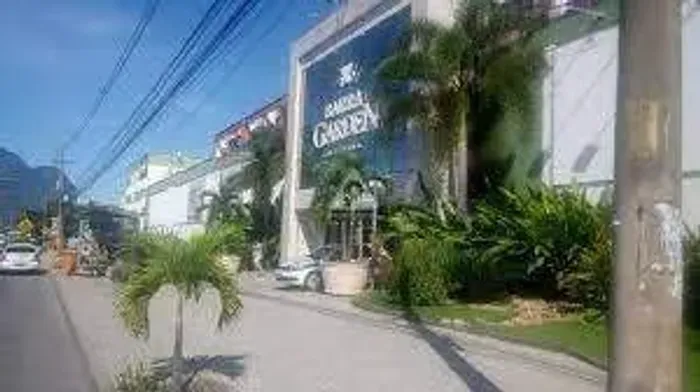 LOJA COMERCIAL NO BARRA GARDEN