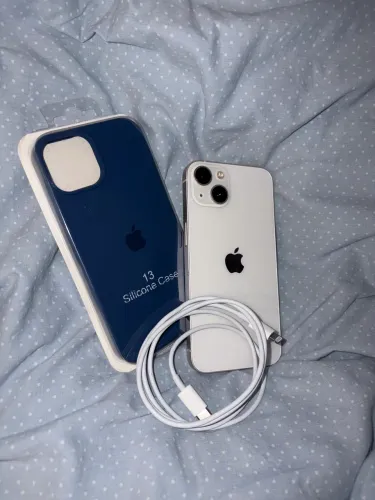iPhone 13 128gb branco (usado) + cabo + capinha 