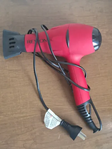 Secador de cabelo + prancha 