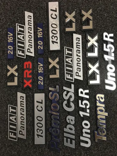 Emblema vários modelos de carros