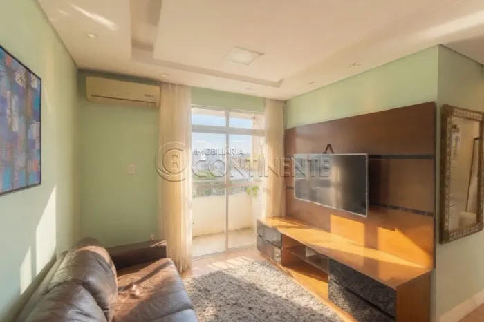 APARTAMENTO À VENDA NO ESTREITO - 02 DORMITÓRIOS C/ SUÍTE - 01 GARAGEM - ELEVADOR