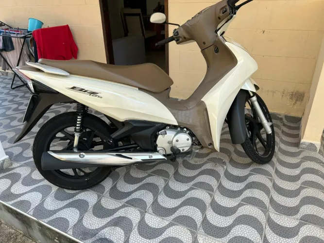 Vende-se biz 2023