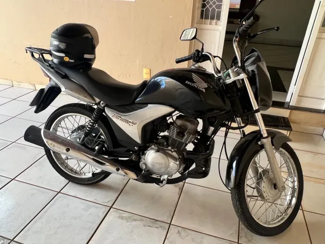 Moto Honda Cg 150 em ótimo estado