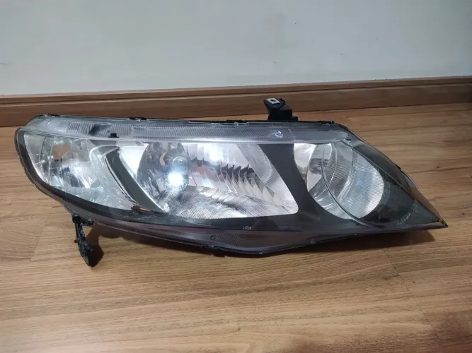 Vendo farol direito New Civic G8