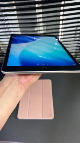 iPad 9ª Geração 64GB Wi-Fi - Perfeito Estado