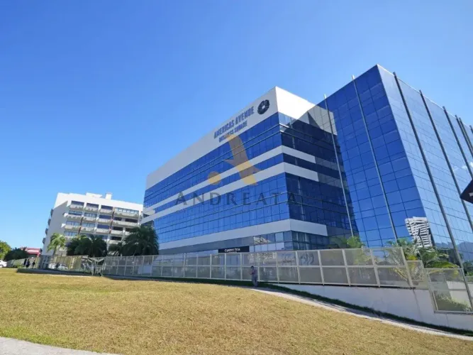 Aluguel de Loja, 190 m², por R$ 9.3 mil, no condomínio Americas Avenue em Recreio dos Band