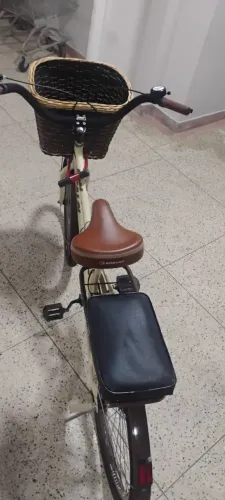 BAIXOU PRA VENDER! Bicicleta urbana retrô com cesta + cadeado | Pouquíssimo uso