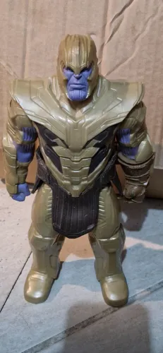Boneco Thanos - Marvel diversos modelos - consulte valores e disponibilidade