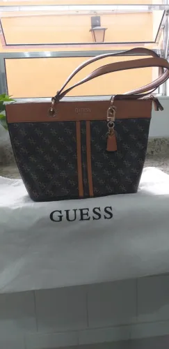 Bolsa da marca Guess