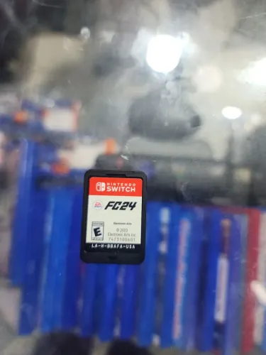 Leia o anúncio Jogo para Nintendo Switch Usado Mídia física EA FC 24 Sem capa