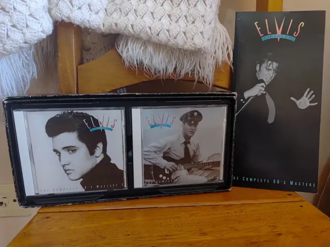 Elvis Presley - The Essencial 50's Masters + Elvis The Greatest Performances