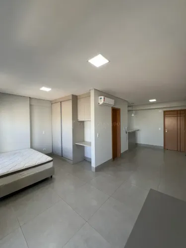 Apartamento Semimobiliado - Novo Centro