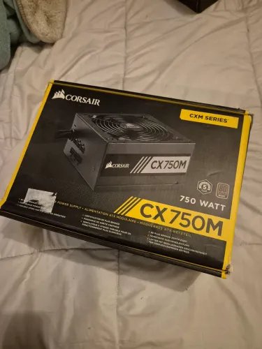 Fonte CX750M Corsair (estado de nova)