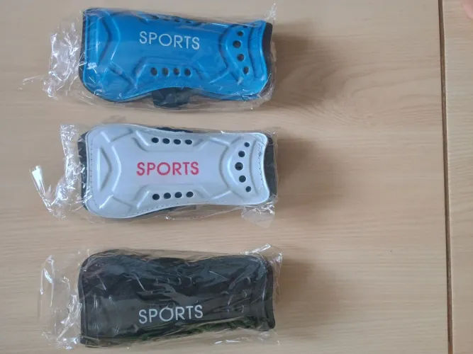 Caneleira de Futebol