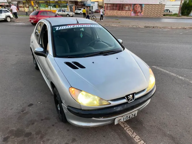 Peugeot 206 Selection/ Sensation 1.0 16V 5P 2005