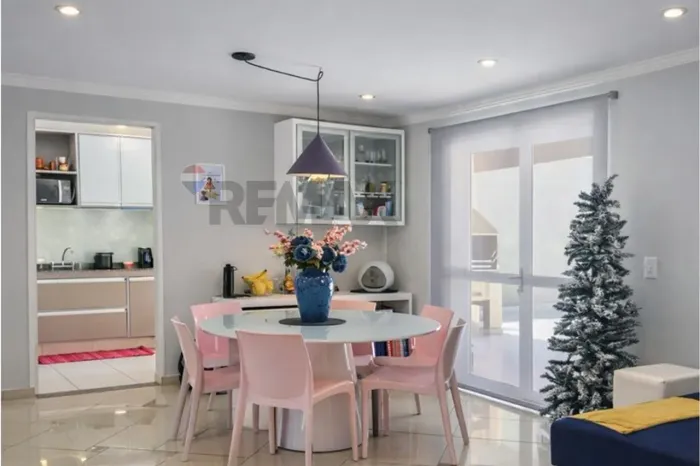 RE/MAX ALUGA Casa 4 quartos 2 suítes em condomínio Parque Alto Taquaral R$ 10.500 Campinas