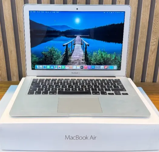 MacBook Air A1466 2017 I5 1.8 Mem 8gb Ssd 128 Bateria Nova com caixa e Nf